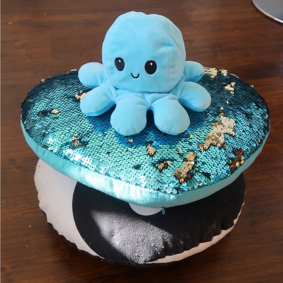 Plush Bundle - Picture 2 of 13